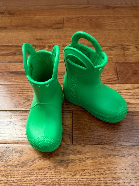 CROCS Other - CROCS Bright Green Kids' Handle Rain Boots